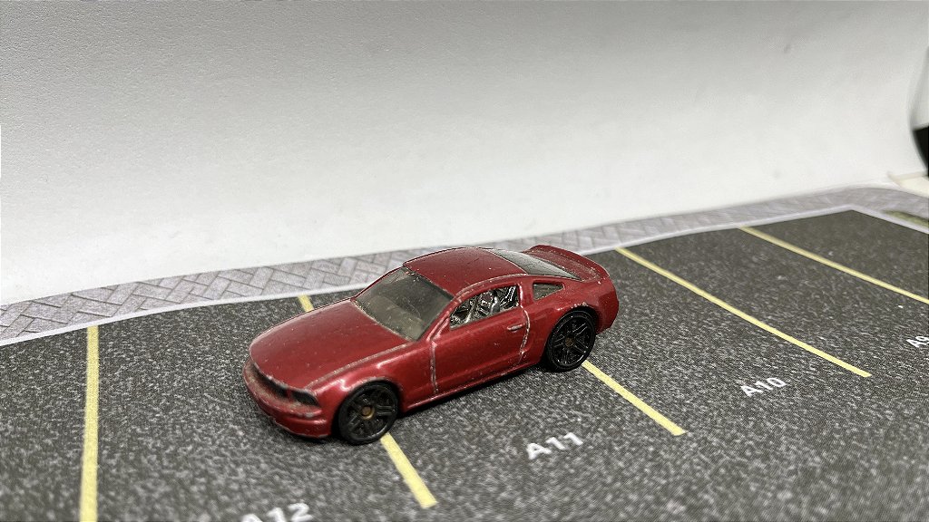Ford Mustang vinho - Minicars Brasil