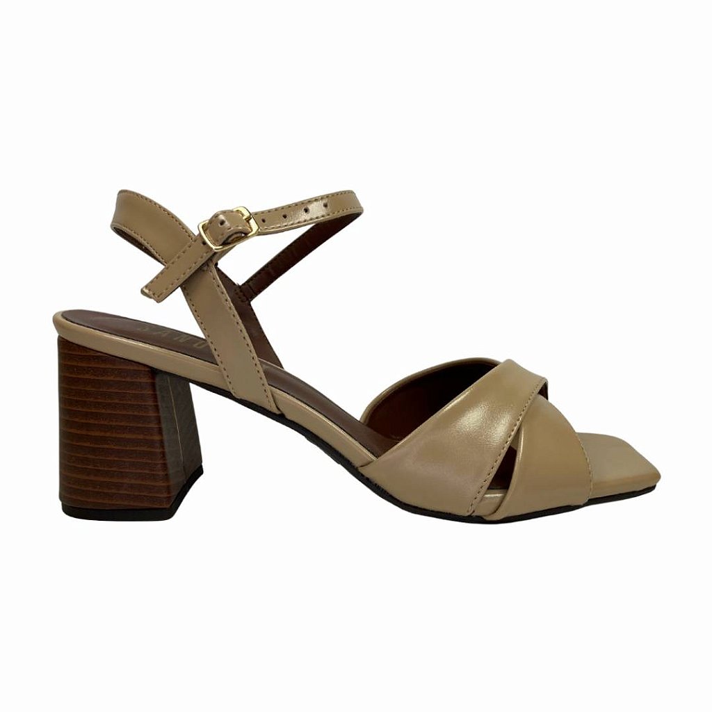 Sandália Salto Bloco Tiras Cruzadas Off White/Essenza Bistro