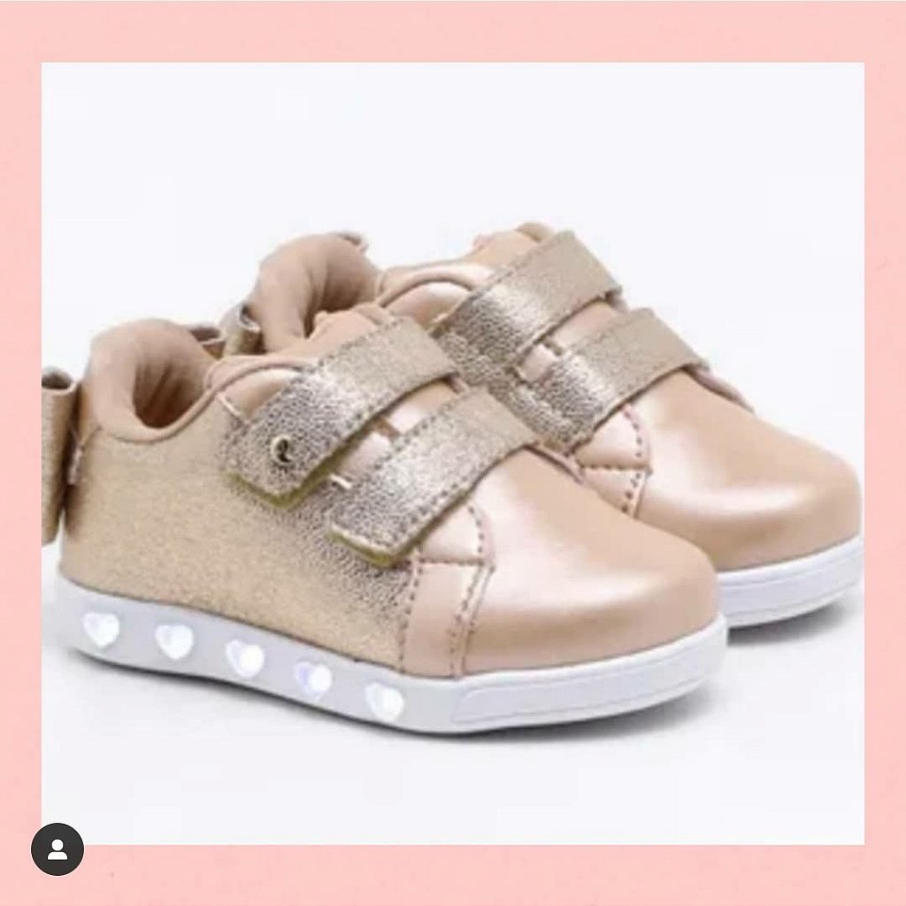 sandalia pampili com led