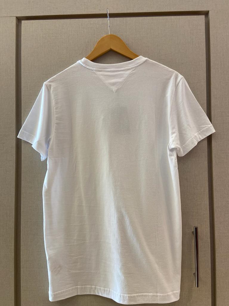 CAMISETA TOMMY HILFIGER ESTAMPADA BRANCA THMW0MW29908 - - Espaço da Moda 