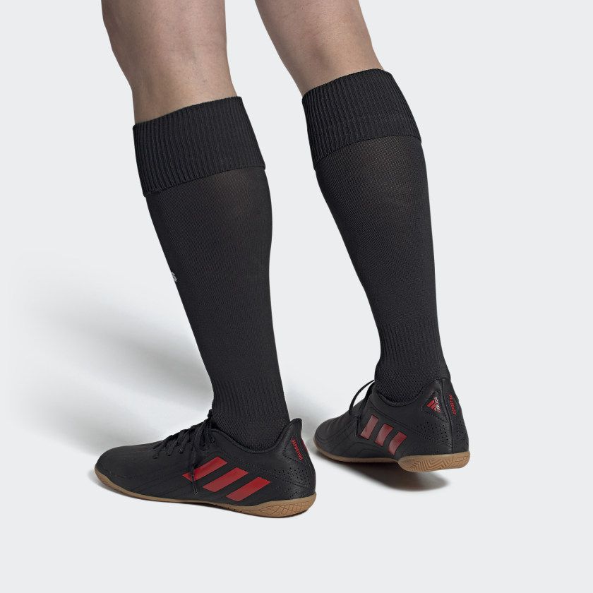 chuteira adidas desportivo