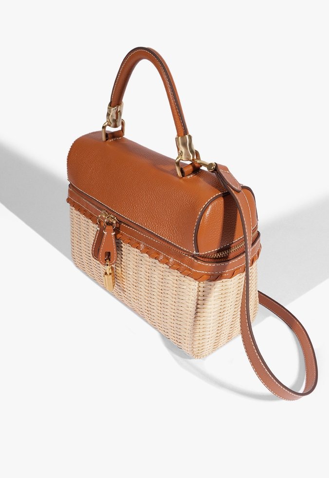 Bolsa Grande Couro Palha Zíper Alça Fina Adereço Schutz Camel