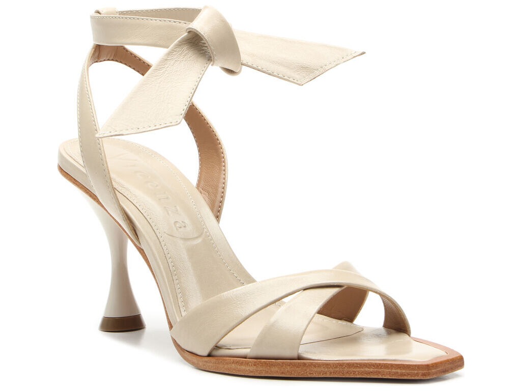 Bico Folha Salto Alto Na PromoÃ§Ã£o Sandália Dourada Snake Salto