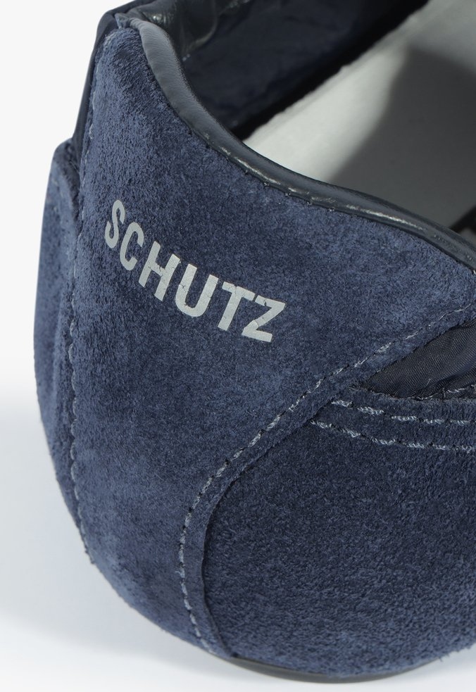 Tenis Camurça Sneaker Eight Cadarço Schutz Azul Marinho - Specchio