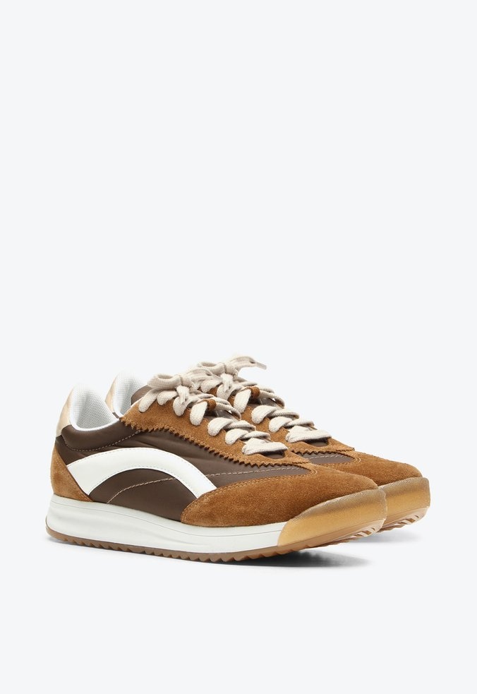 Tenis Daizy Cadarço Camurça Multimaterial Vicenza Camel - Specchio