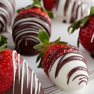 Morango Com Cobertura De Chocolate Branco Min 24 Uni Leiteria Store Loja Online Com Presentes Exclusivos E Deliciosos