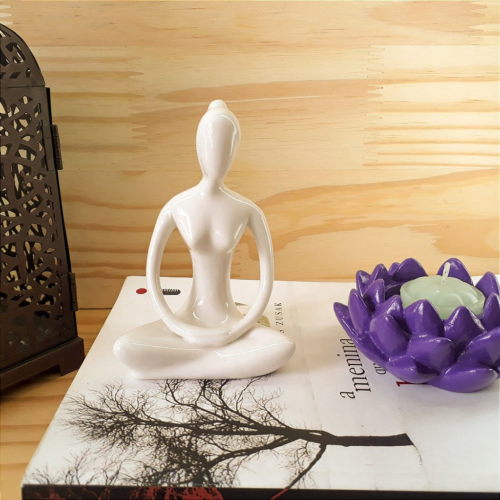 Estátua de Meditação de Yoga de Madeira - Escultura de Pose de