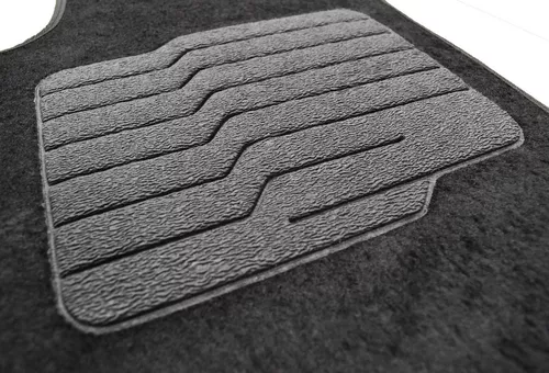 Jogo Tapete Uno 2008 A 2013 Preto Carpete Personalizado Logo - Melhores  Acessórios para seu Veículo você encontra aqui! Produtos Novos com Garantia  e NF a pronta entrega!
