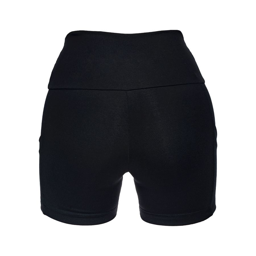 short preto cos alto