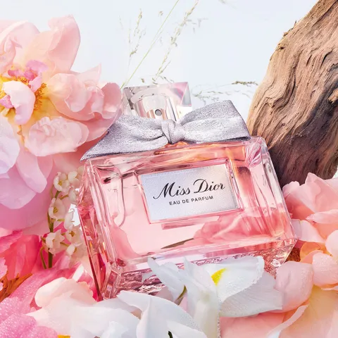 Miss Dior Eau de Parfum - Perfume Feminino - Lily Makeup Store