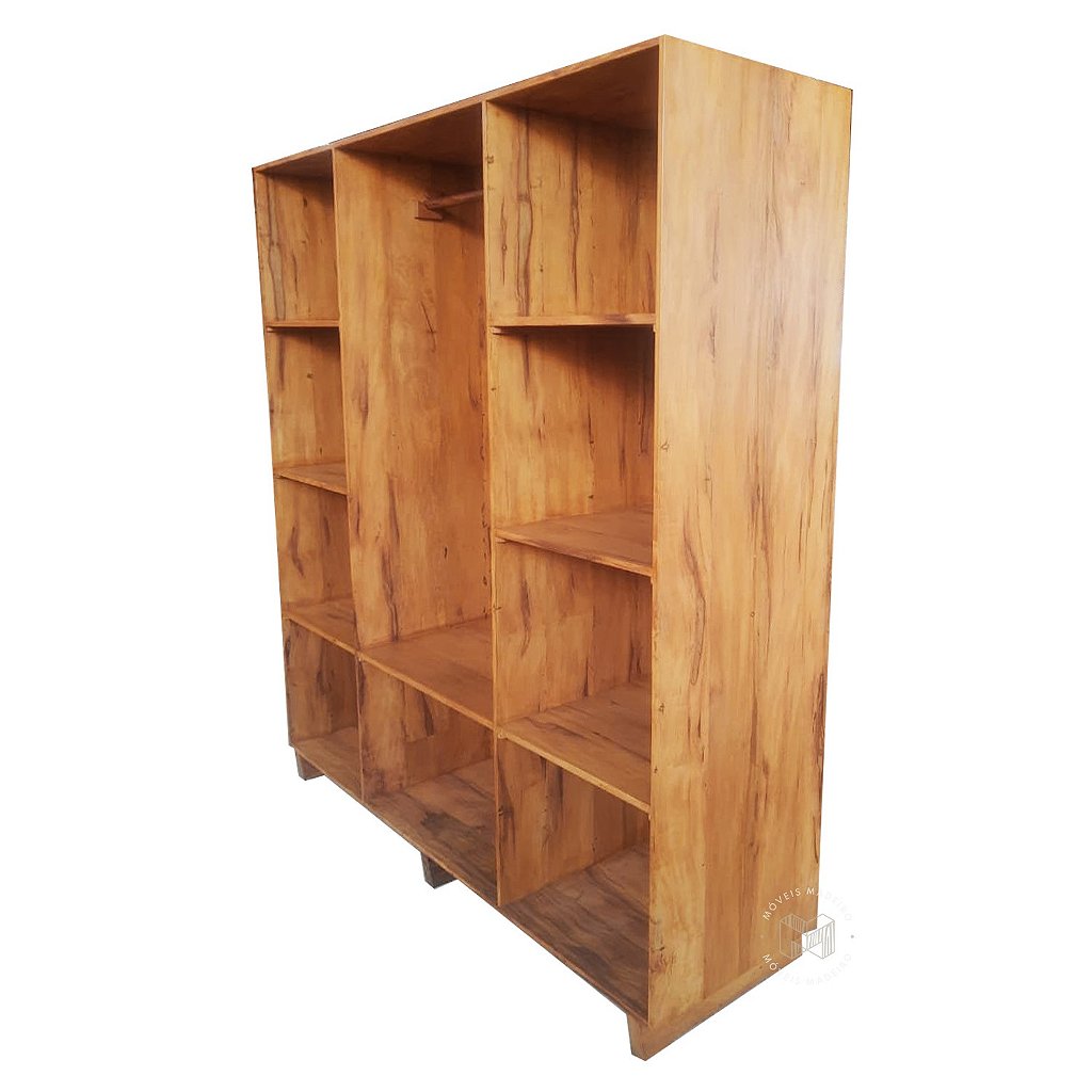 Guarda Roupa Closet - Móveis Madeiro - Em madeira de demolição, mesas,  cadeiras, armários, banquetas