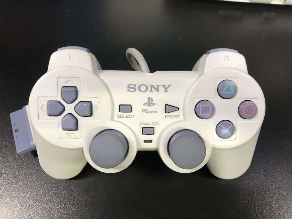 Console Playstation 1 Slim PS One + Controle Original + Memory Card Japônes  - Sony - Gameteczone a melhor loja de Games e Assistência Técnica do Brasil  em SP