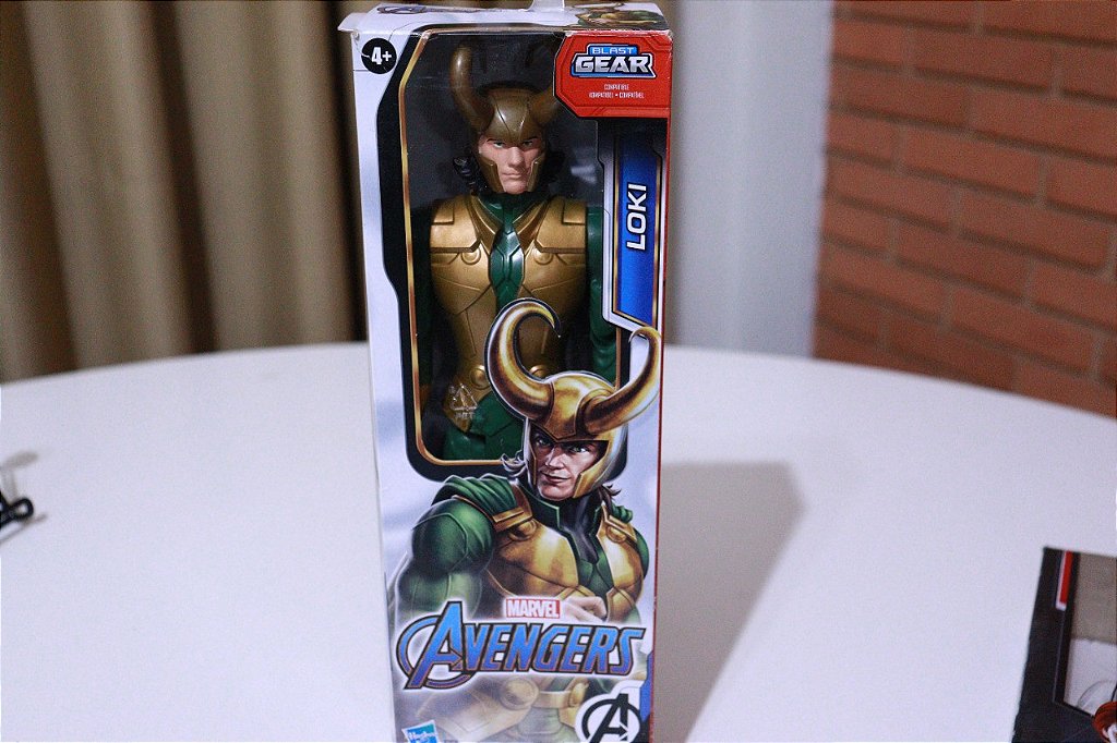 Boneco Classic Loki Marvel Legends