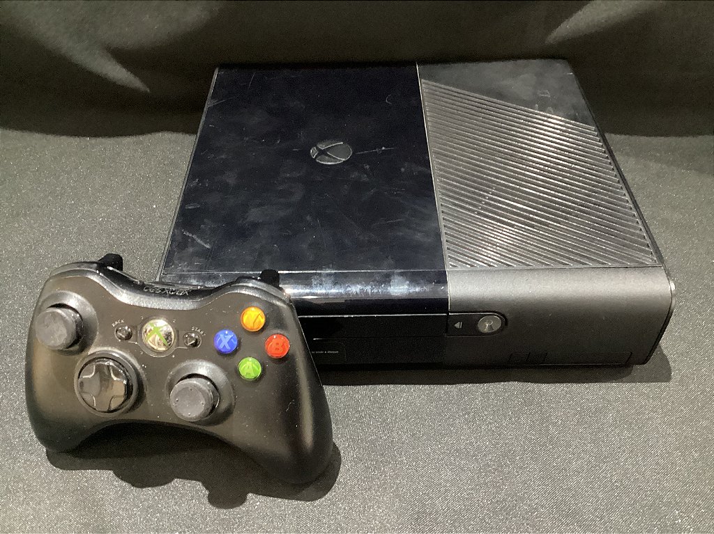 Console Xbox 360 Slim 250GB Branco - Microsoft - Gameteczone a