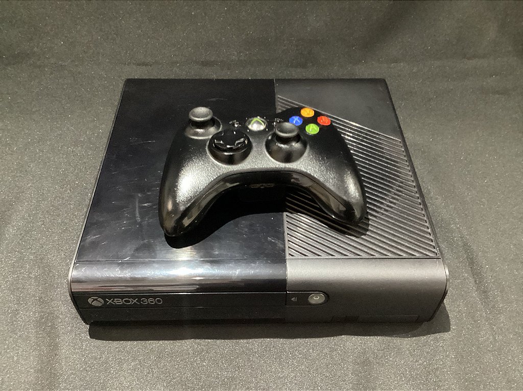 Console Microsoft Xbox 360 Slim 4 Gb (Seminovo)