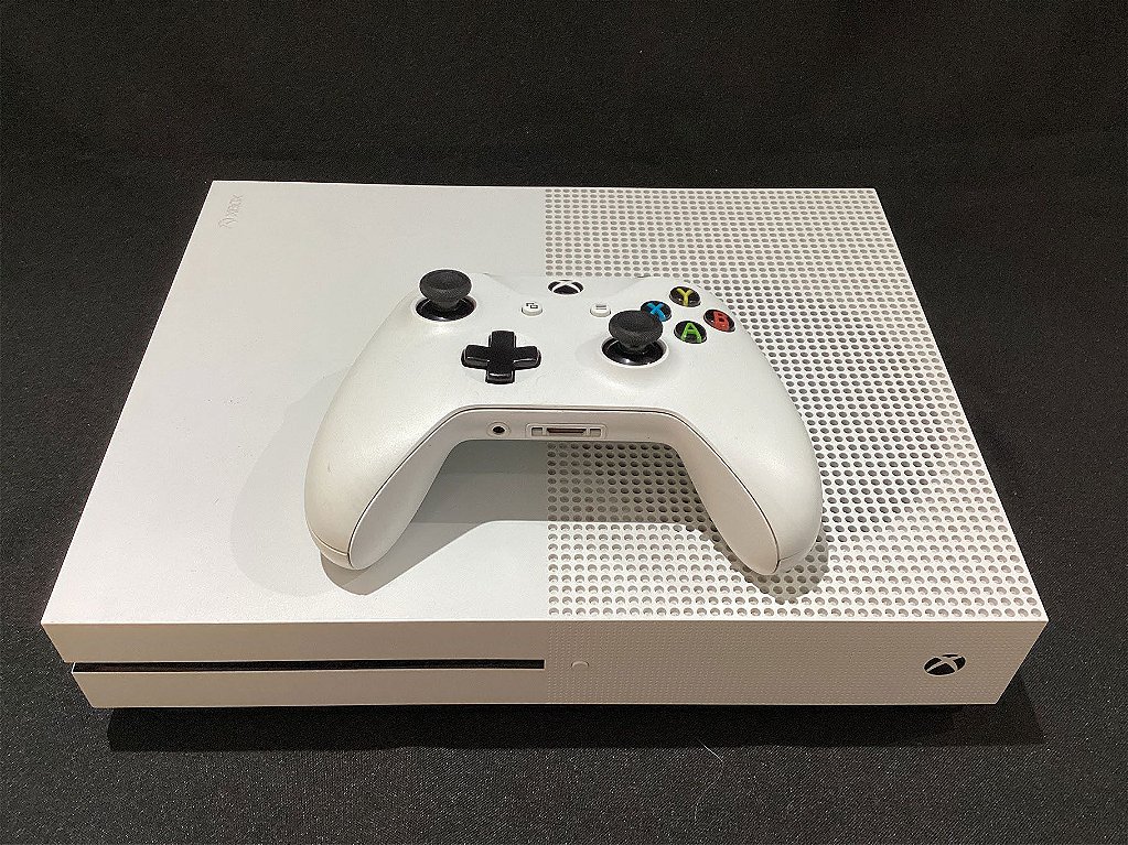 xbox one x de 1 tb - Games Você Compra Venda Troca e Assistência de games  em geral