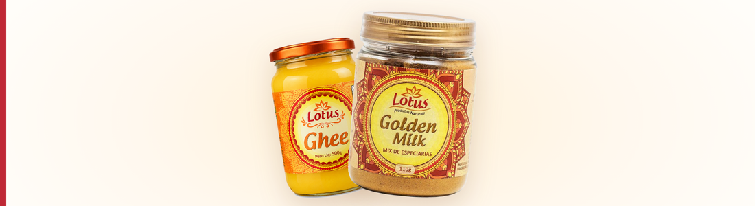 Pote de Golden Milk Lotus ao lado de um pote de manteiga ghee Lotus