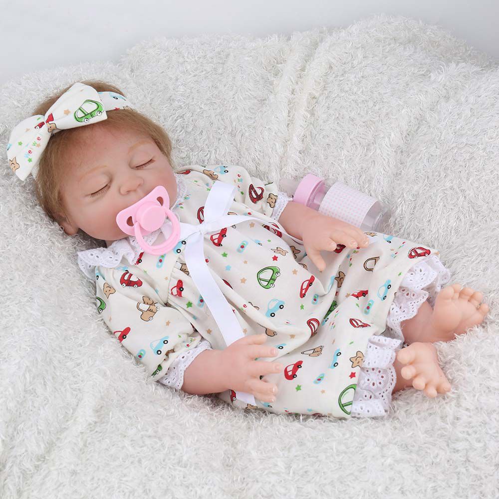 Boneca Bebe Reborn Laura Baby 43 Cm Menina Realista Em Vinil E Tecido De Pijama Dormindo Npk Dolls