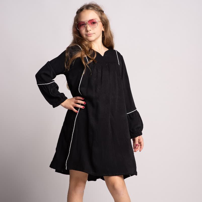 Vestido branco sale com vies preto