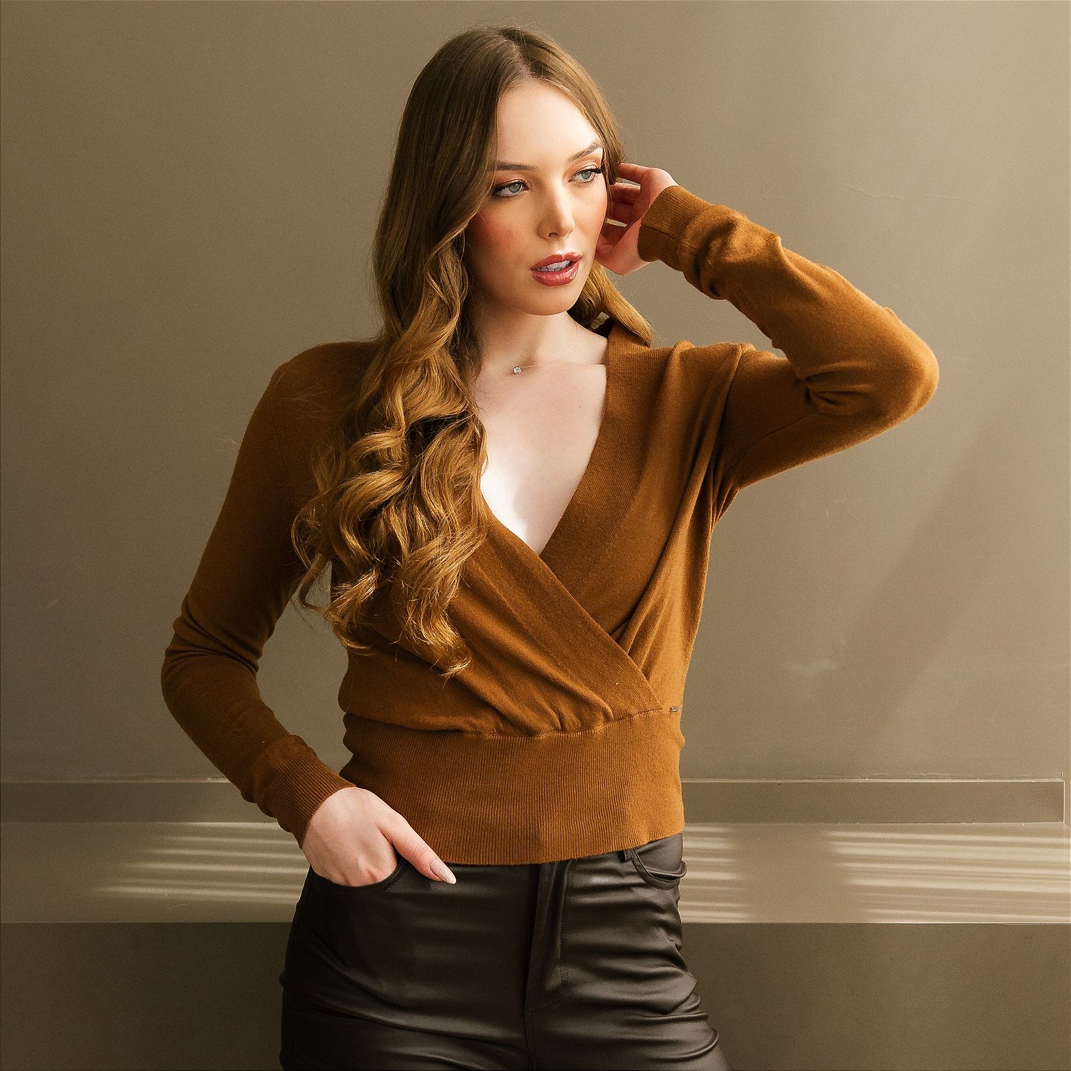 Blusa Tricot Manga Longa Transpassada Feminina Schooner Roupa