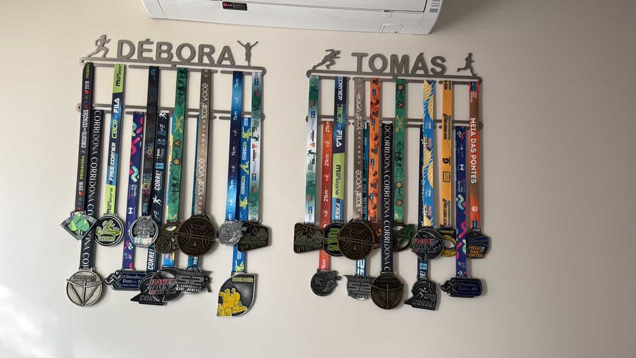 Combo 2 Porta Medalhas Personalizado + Extensor