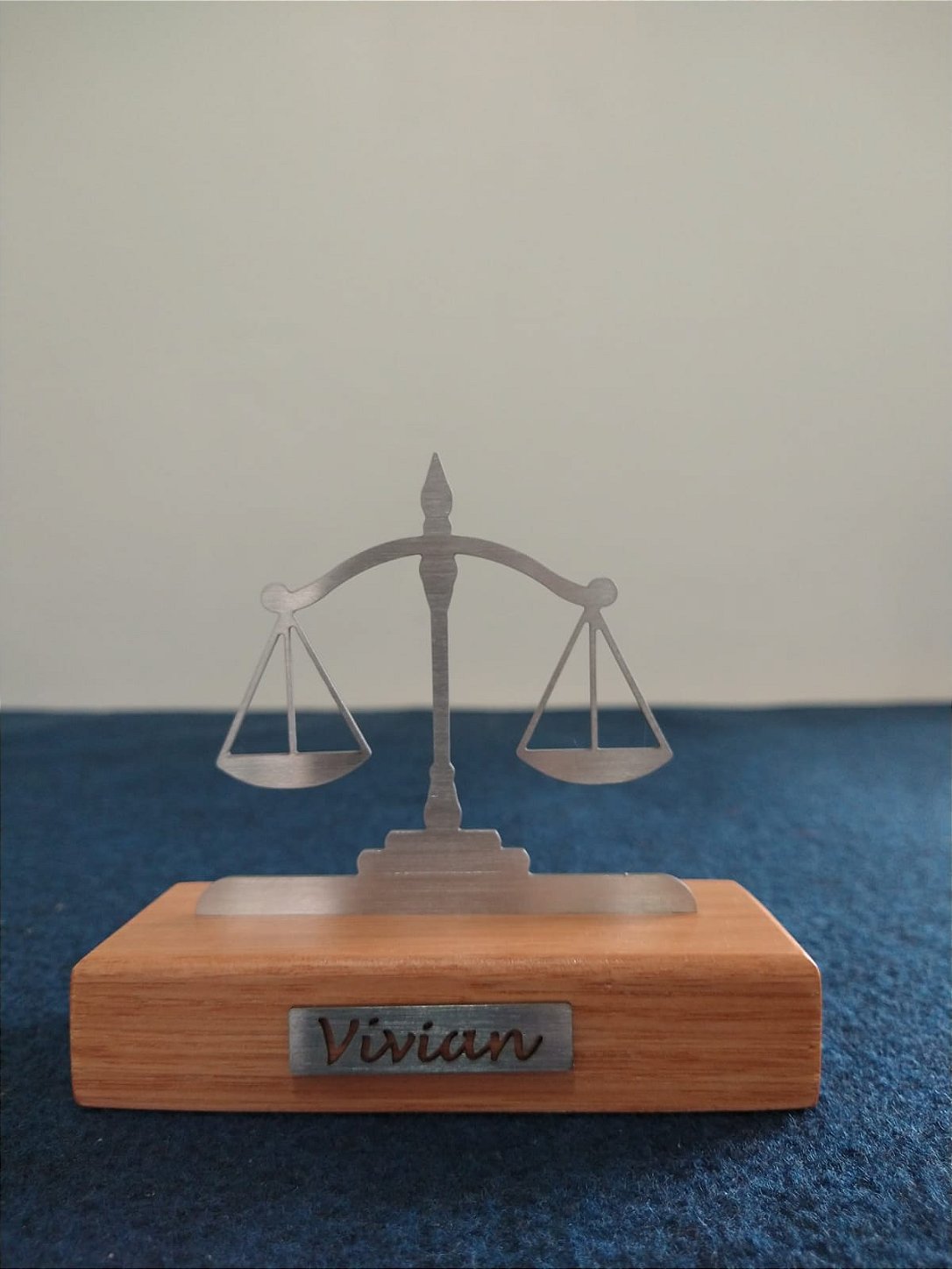 Troféu Decor Personalizado Com Nome e Esporte