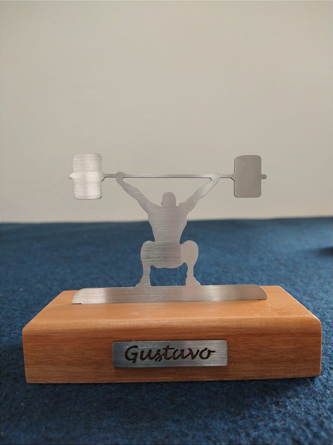 Troféu Decor Personalizado Com Nome e Esporte