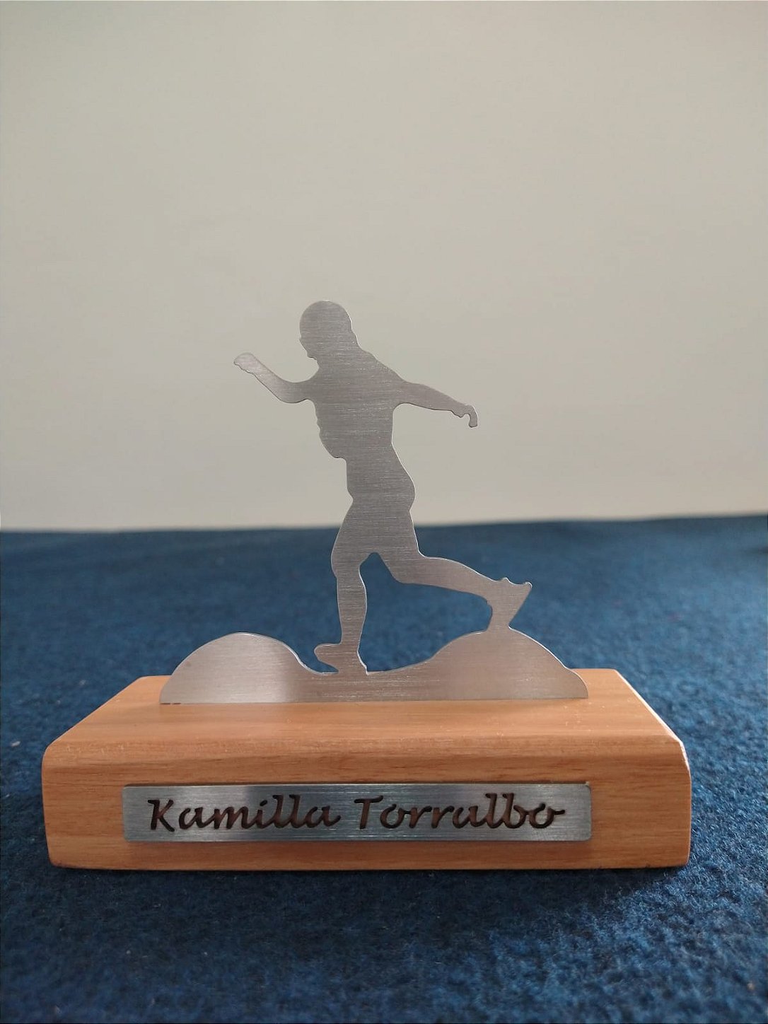 Troféu Decor Personalizado Com Nome e Esporte
