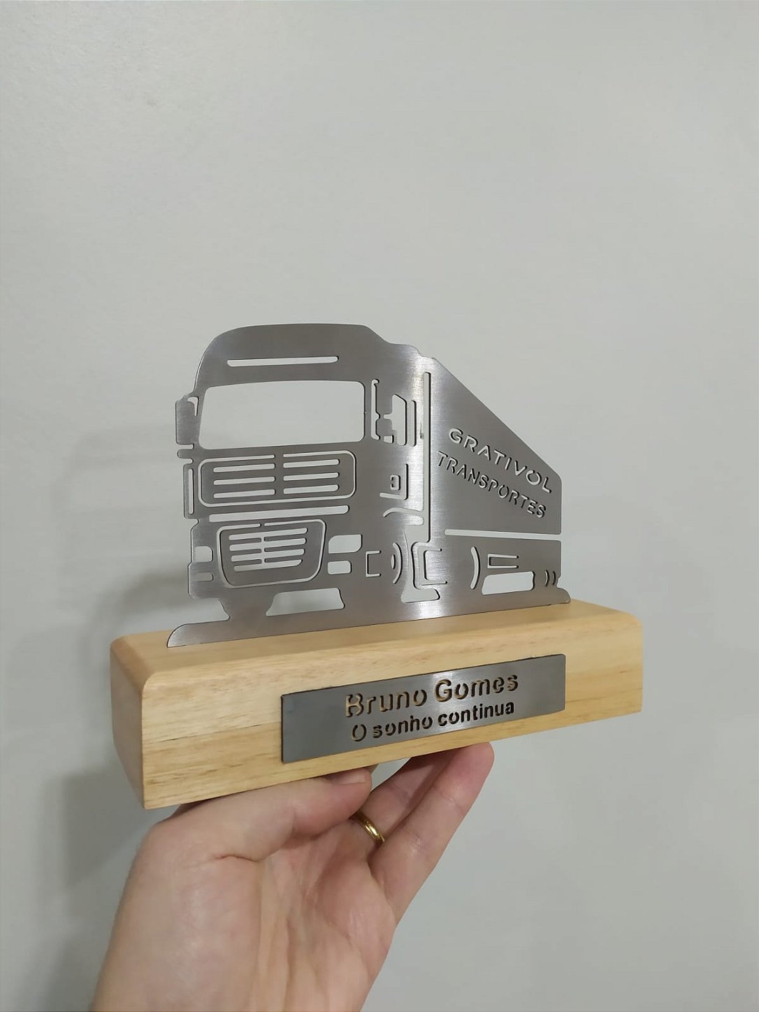 Troféu Decor Personalizado Com Nome e Esporte