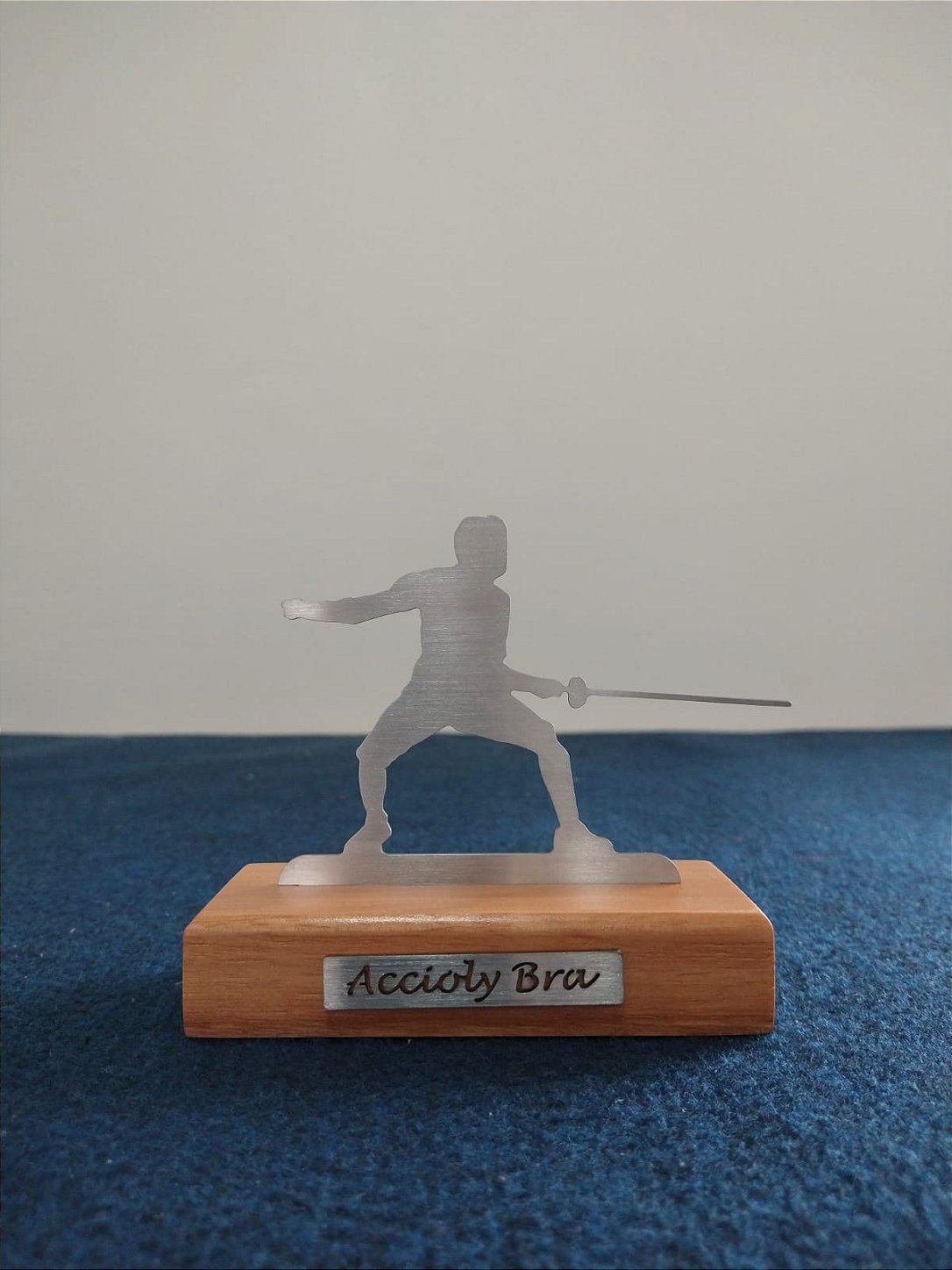 Troféu Decor Personalizado Com Nome e Esporte