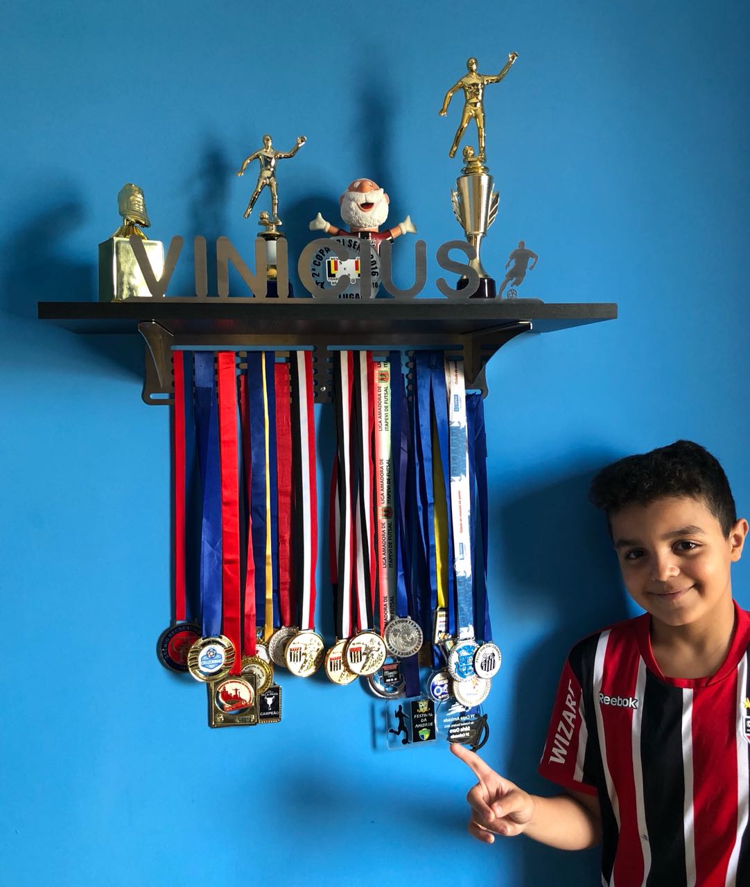 Porta Troféus e Medalhas Personalizado Com o Nome