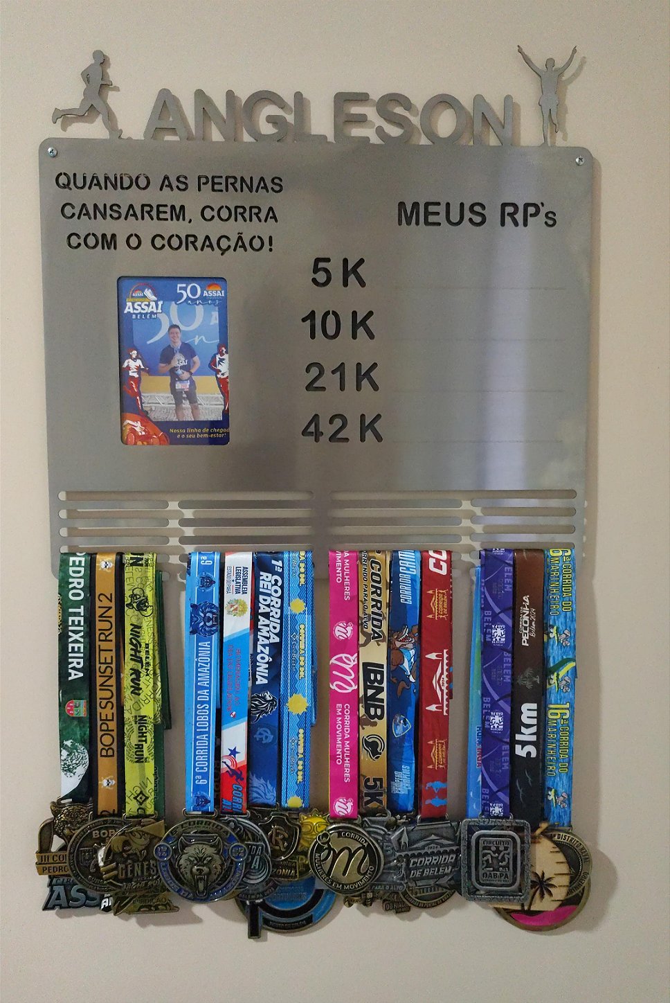 Porta Medalhas, Foto, RPs e Frase Personalizada