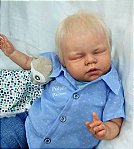 Realismo e charme: Conheça o Kit Noah Menino, o bebê Reborn