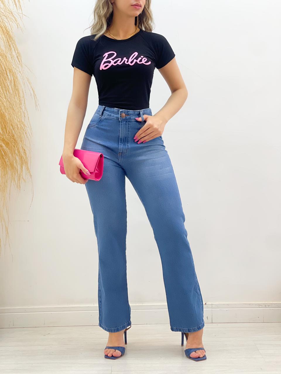 Camiseta Barbie - Empório Store