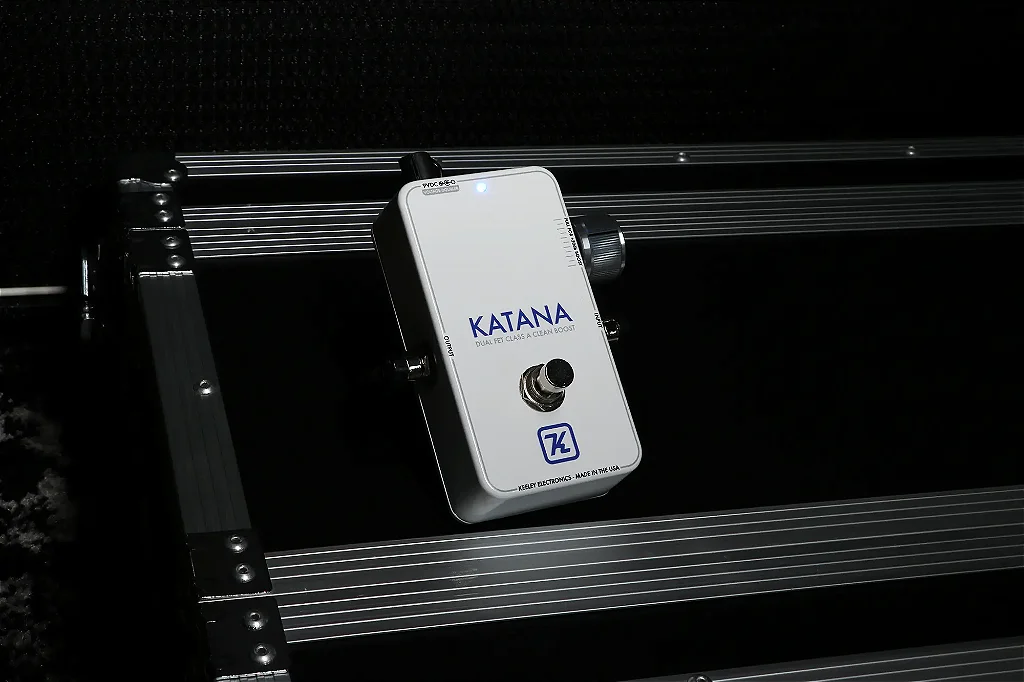 ギター keeley KATANA Clean Boost Pedal Katana Clean Boost 'Throwback White' Edition Keeley - DG