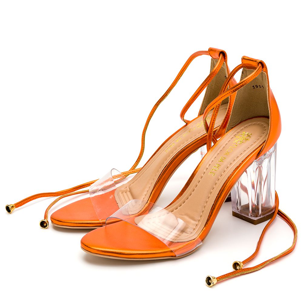 sandalia com transparencia