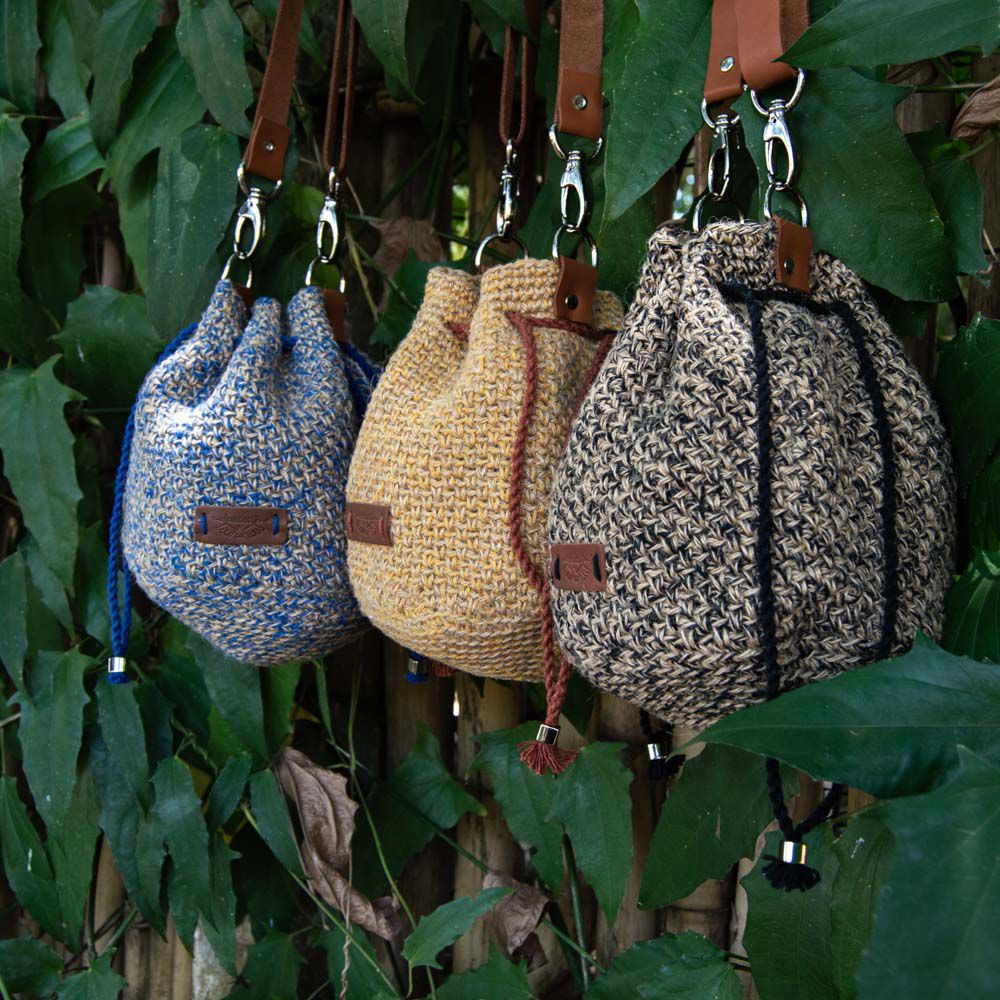 Bolsa Saco de Crochê com Juta | Anunciação Store - Anunciação Store -  Tricot e Crochet em forma de desejo