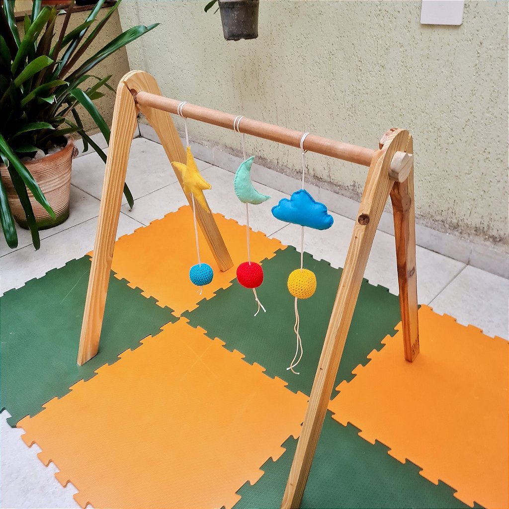 Cavalete Montessori para Móbiles - Madeirinha