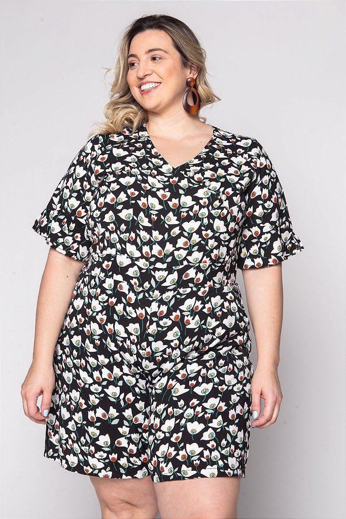 macaquinho florido plus size