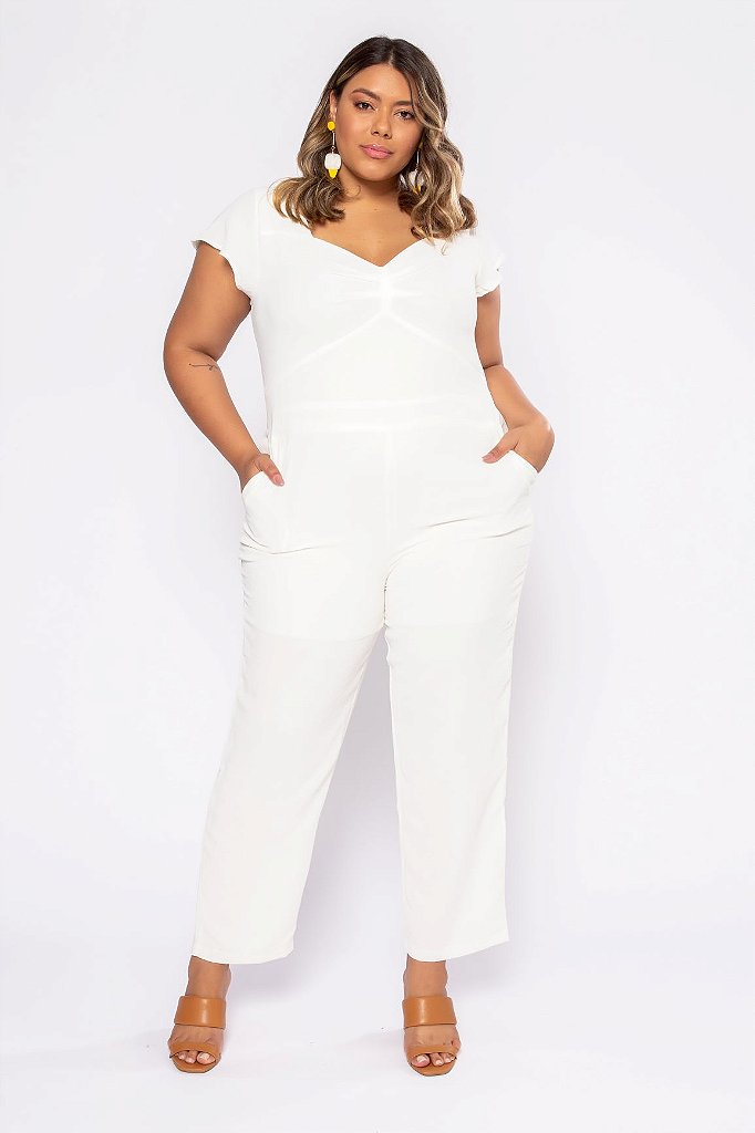 macacão branco plus size