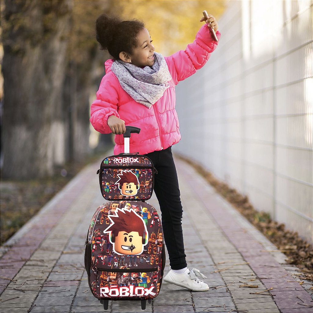 Mochilas Roblox USB para meninas e meninos, volta ás aulas na escola. São  estampas de vários desenhos de Roblox.