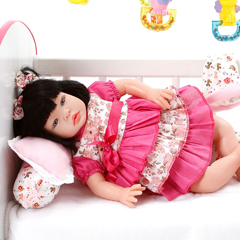 Boneca Bebe Reborn By Baby Dolls Chloe Corpo Pano Versão 4 com o Melhor  Preço é no Zoom