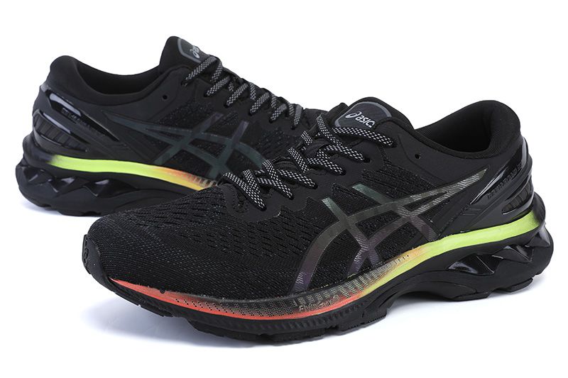 tenis asics preto e amarelo