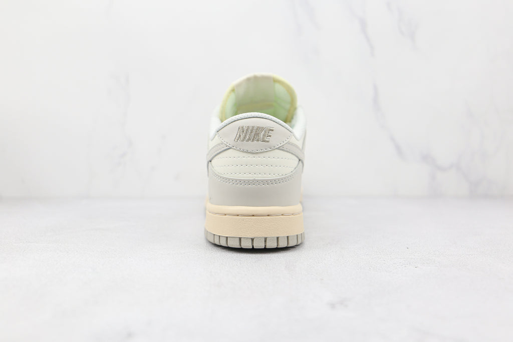 NIKE DUNK LOW LIGHT BONE - Ouro Preto Shoes