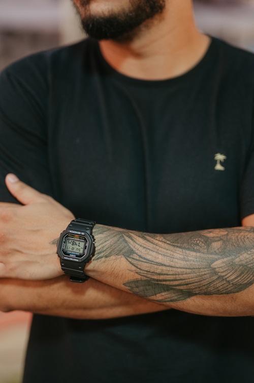 Relógio G-Shock Masculino Tradicional Digital Preto DW-5600E