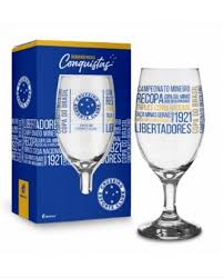 Taça para Cerveja na caixa cruzeiro
