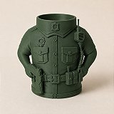 Porta-Canetas Policial em Uniforme Criandê Verde