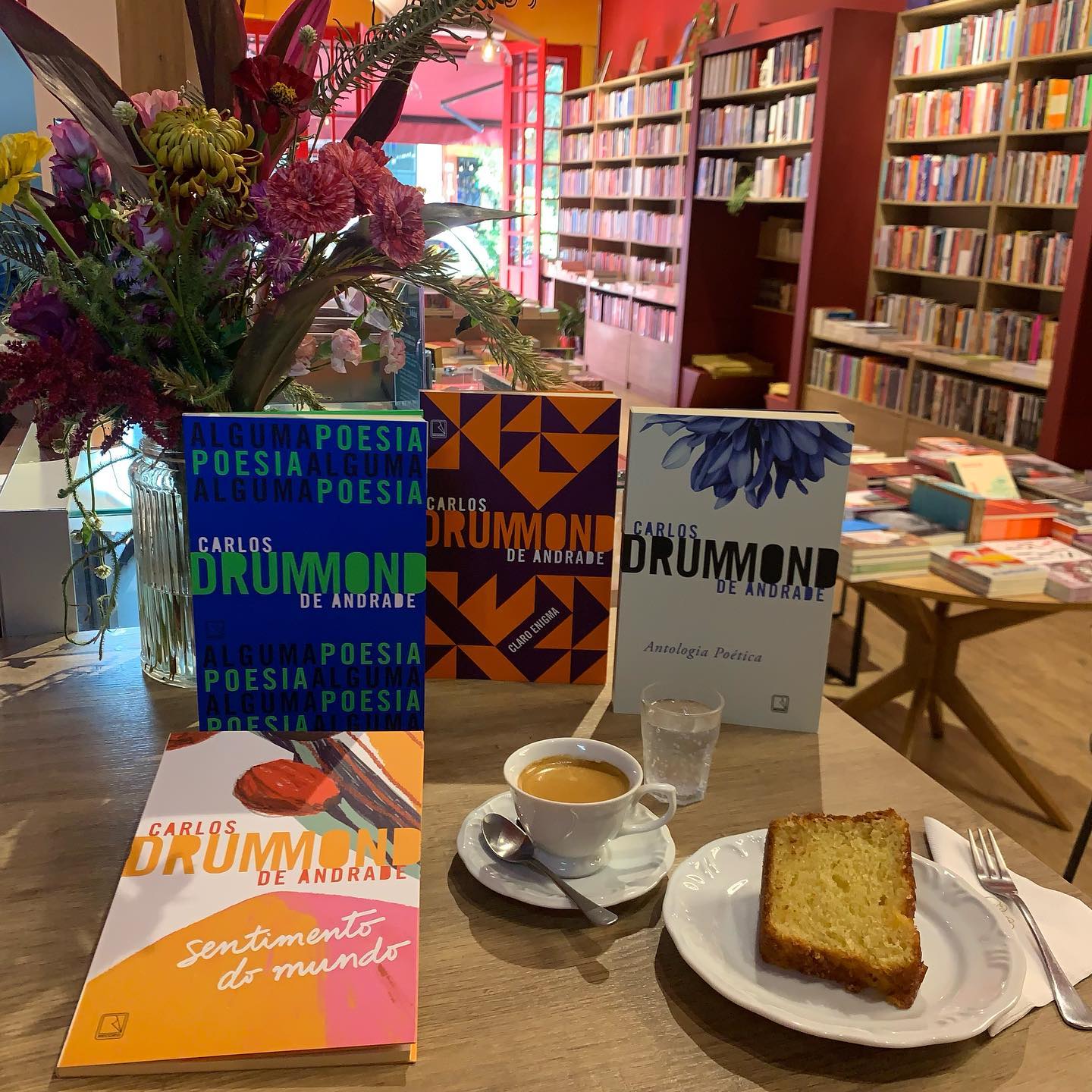 Livros e Café em São Paulo