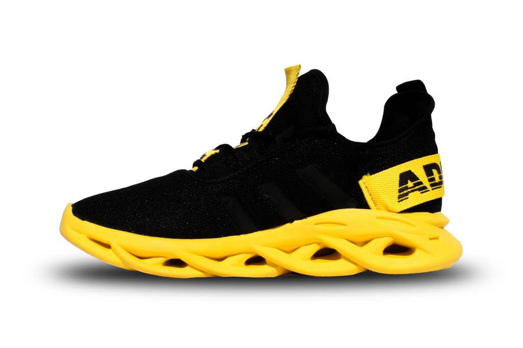 tenis adidas solado amarelo