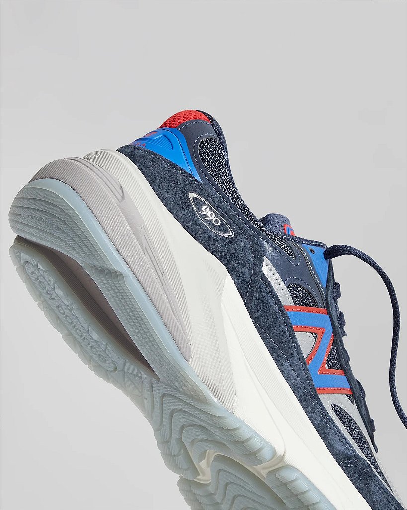 New Balance 990v6 MiUSA Ronnie Fieg Madison Square Garden Navy